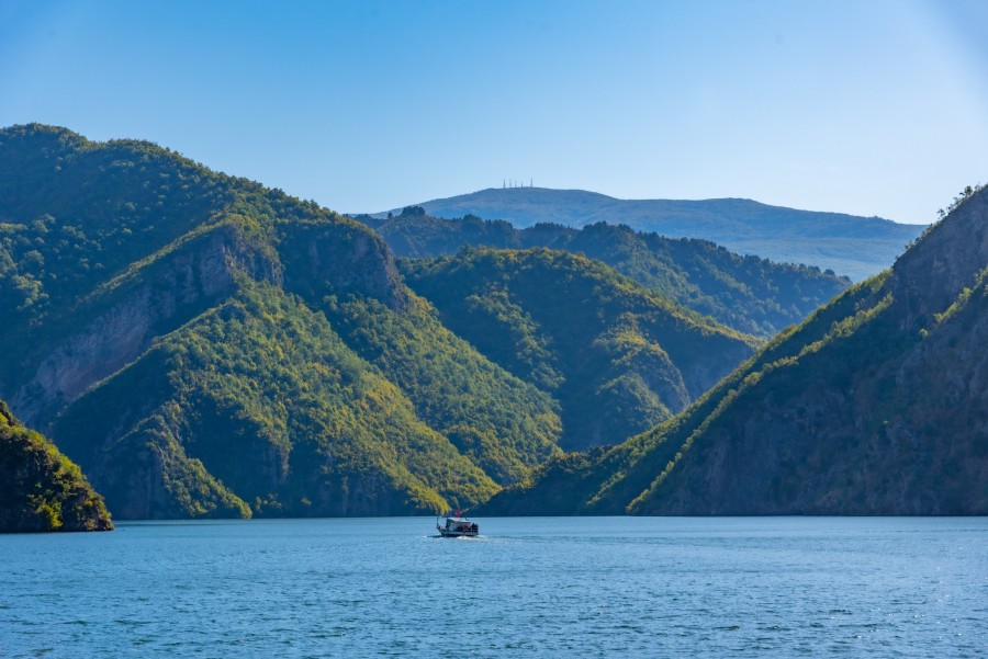 Quelles activités inspirantes faire en Albanie pour profiter du paysage ?